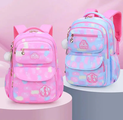 "The Ultimate Guide to Stylish and Functional Backpacks for Kids and Teens: Find the Perfect School Bag for Every Student!"